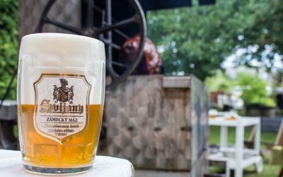 5 things you need to drink in Prague, Czech Republic | Pilsner beer #prague #pilsner #beer